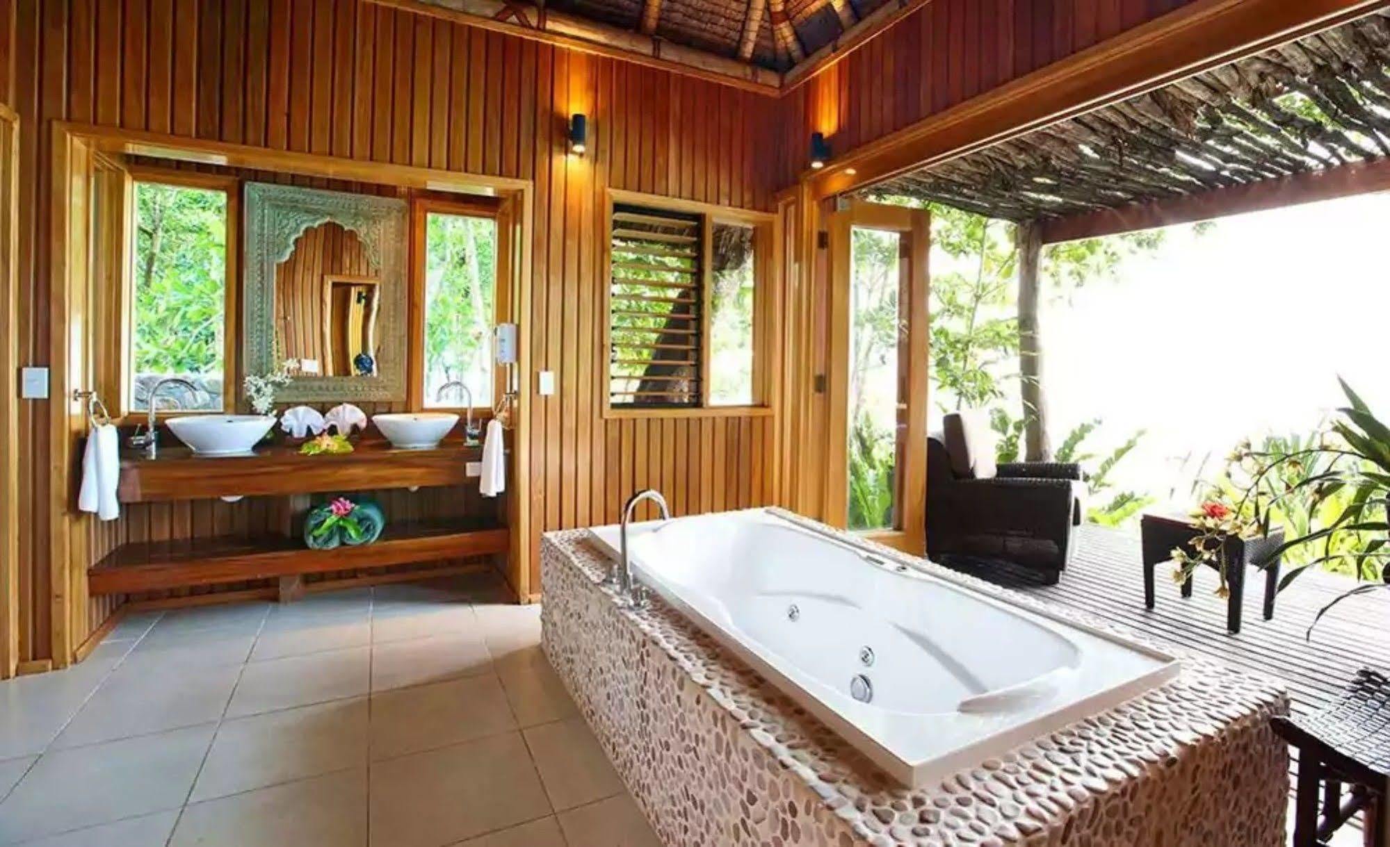 Namale Resort And Spa Savusavu Eksteriør billede